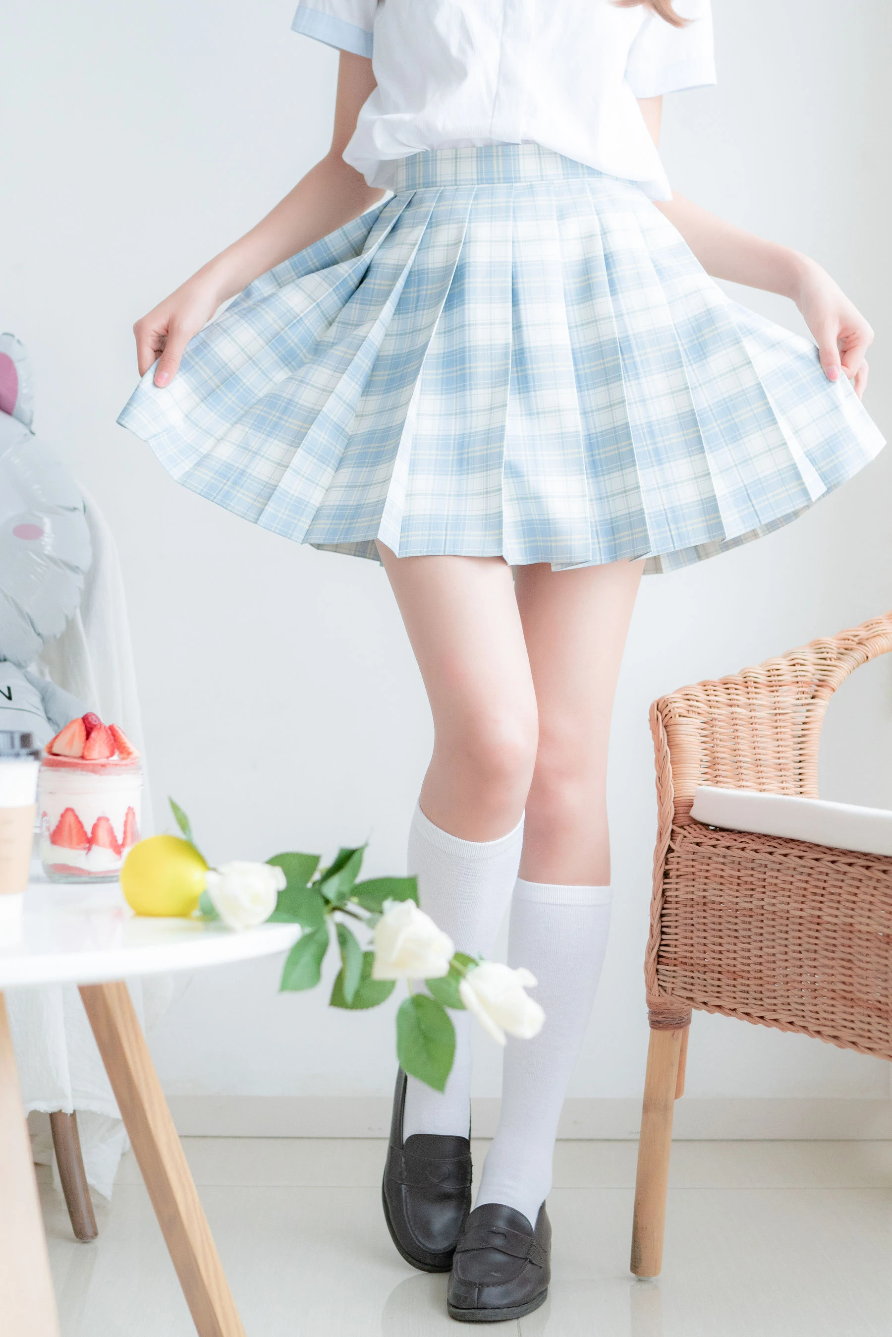 清纯妹子西瓜 民宿私房淡蓝JK插图5