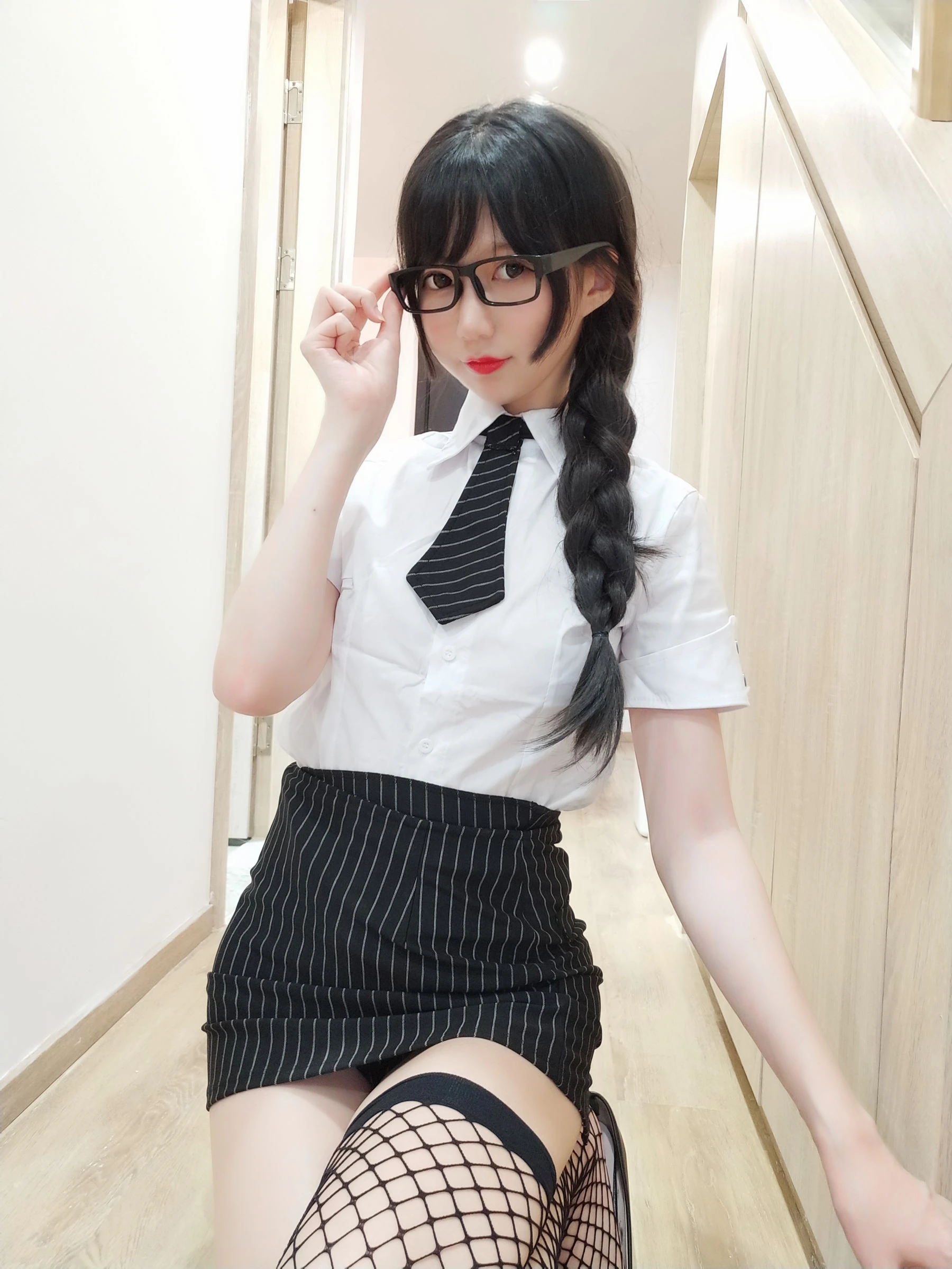 NAGISA魔物喵[fantia] – 黑丝网袜ol~~~插图7