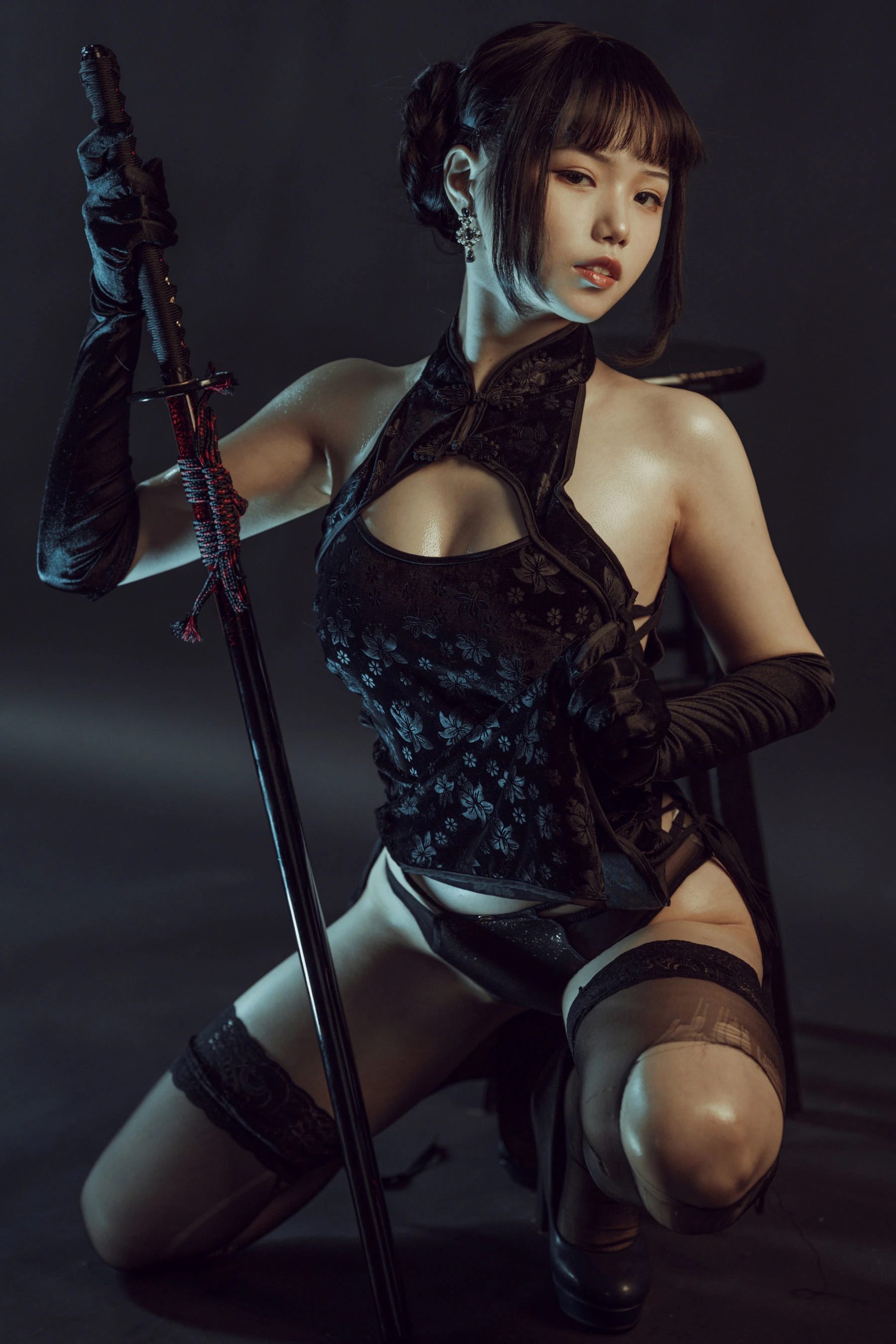 七月喵子 – 黑旗袍插图3