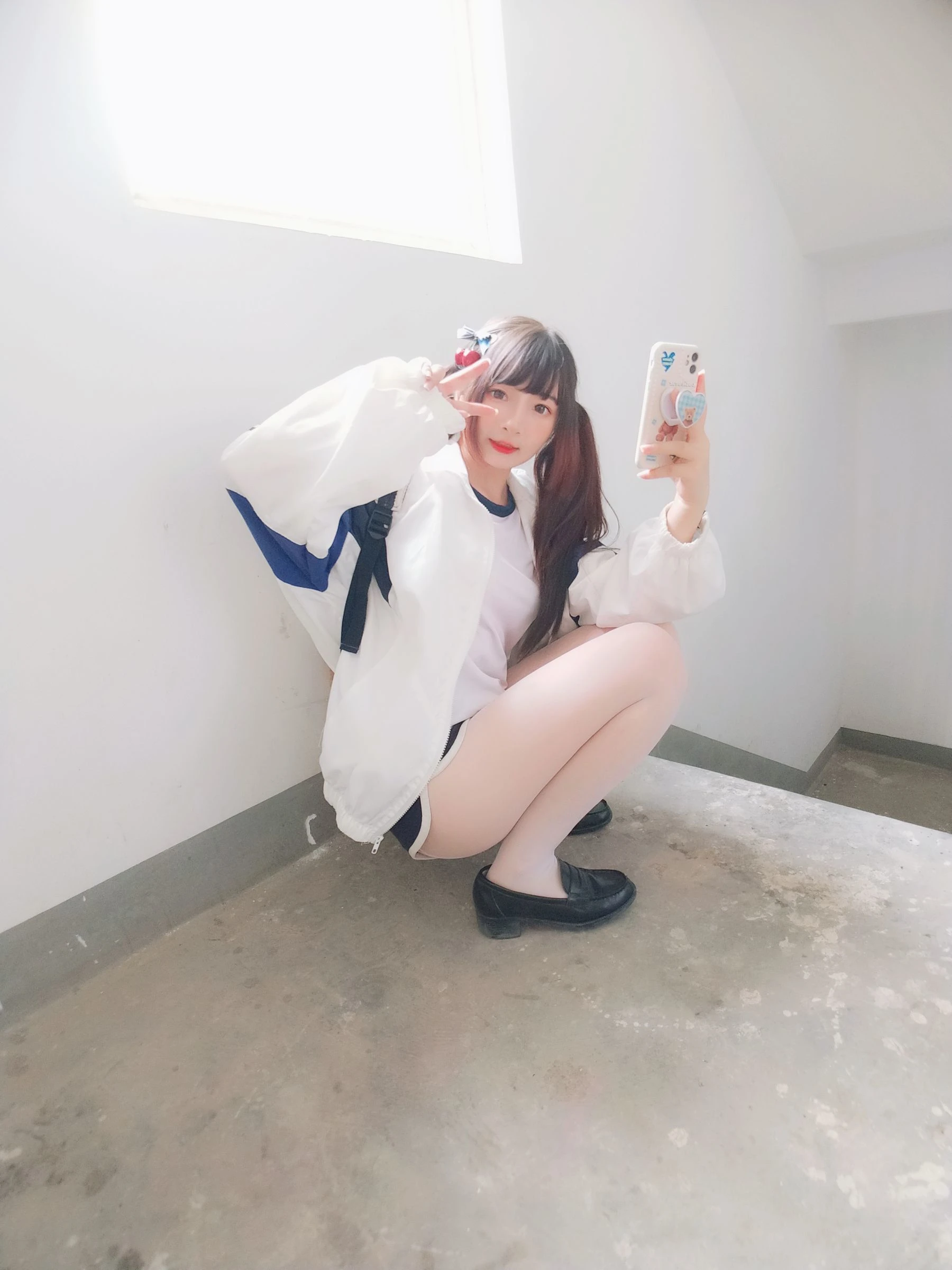 二次元美女古川kagura – 白丝体操运动服插图1