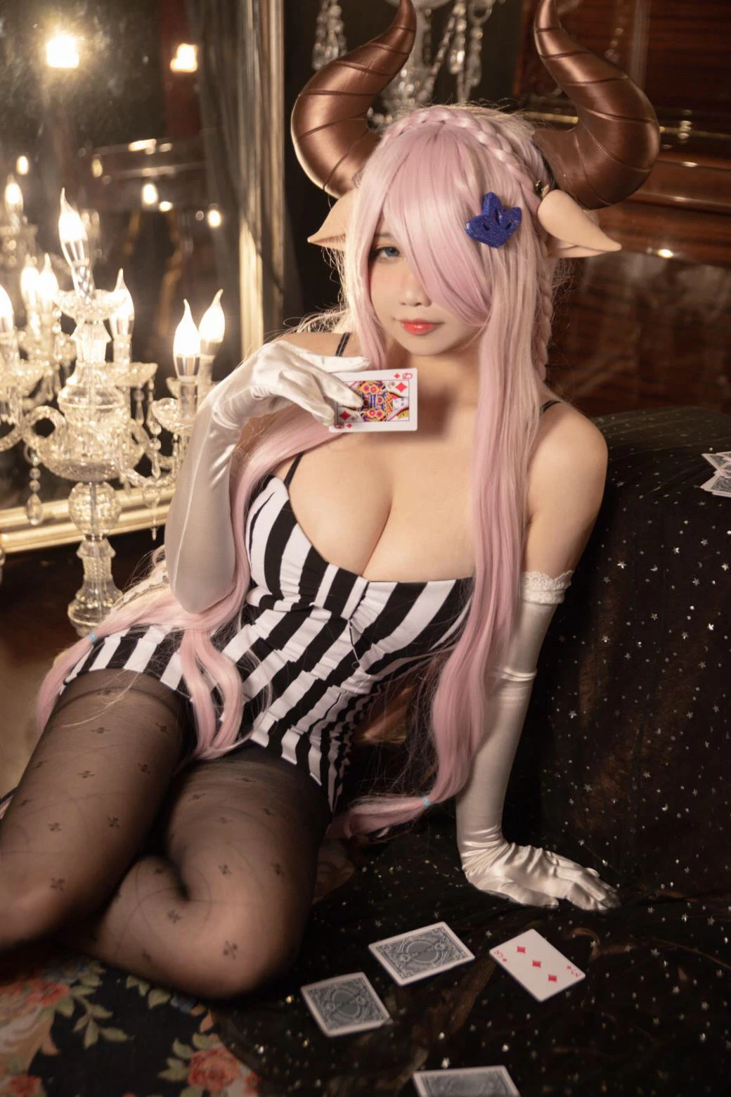 贞子蜜桃 – 娜露梅亚礼服插图2