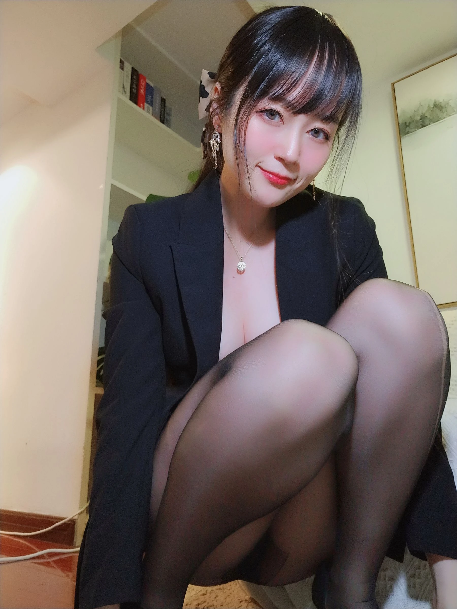Coser小姐姐白银 – 西服插图6