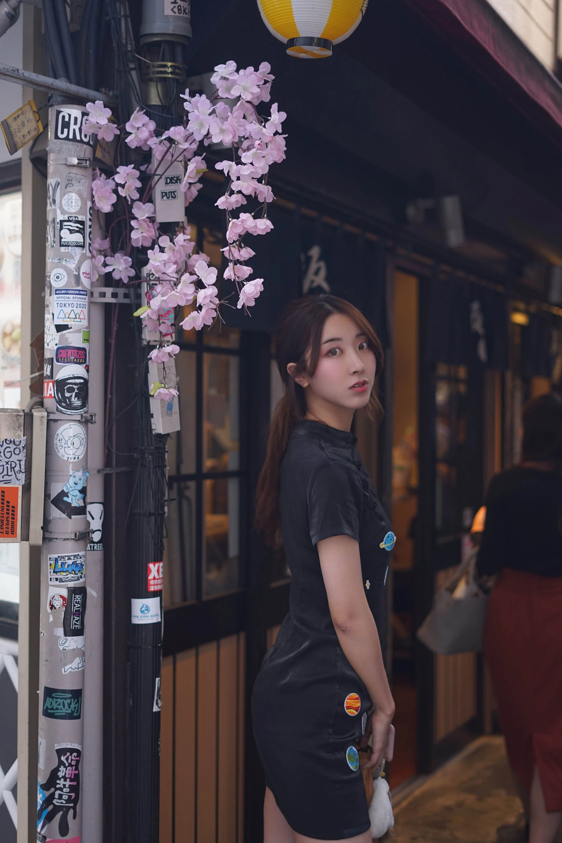 人气Coser黑川 旗袍插图4