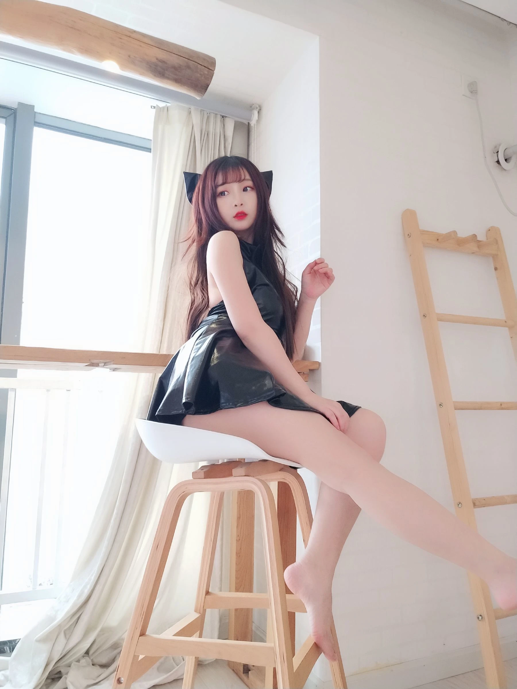 二次元美女古川kagura – 黑亮连衣裙插图7